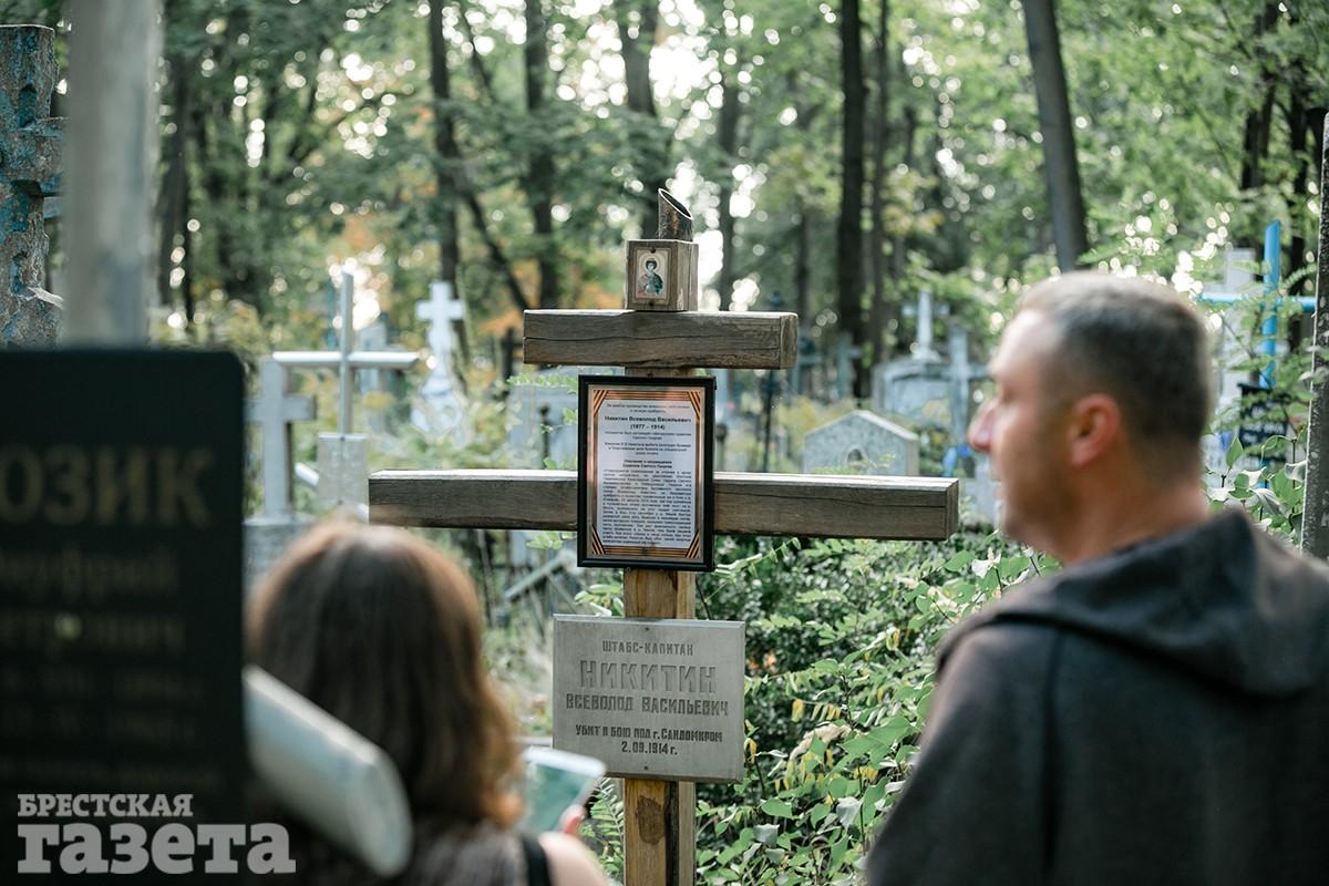 Могила Всеволода Никита на Тришинском кладбище в Бресте. Фото: "Брестская газета"