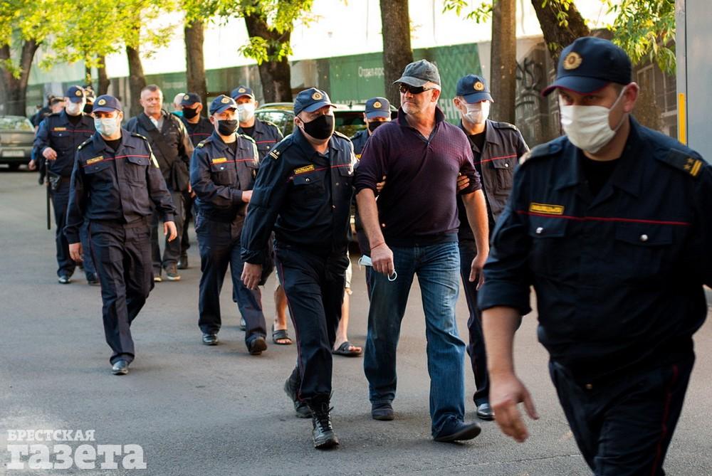 Задержание Даниила Полянского в июле 2020 года во время акции протеста в Бресте