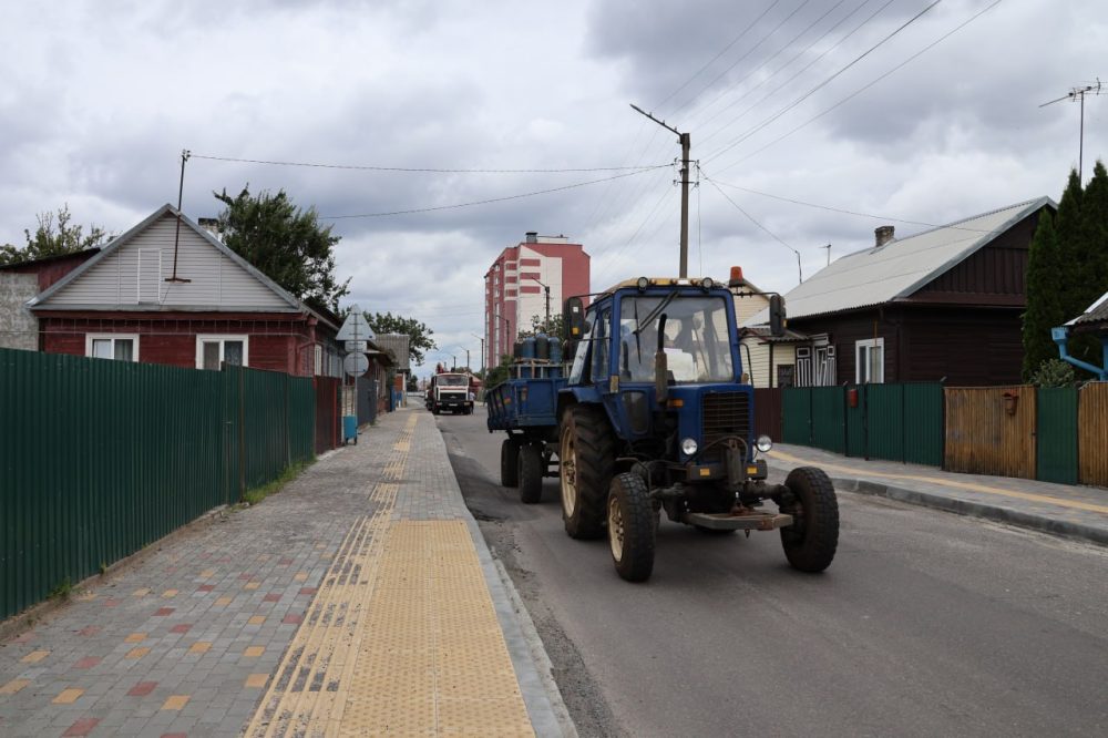 Автобусная остановка на улице Полесской в Пинске. Фото: «Пинский вестник»