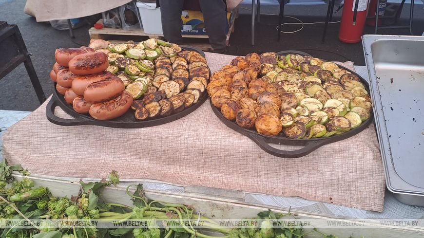 Еда на Зубр-фесте